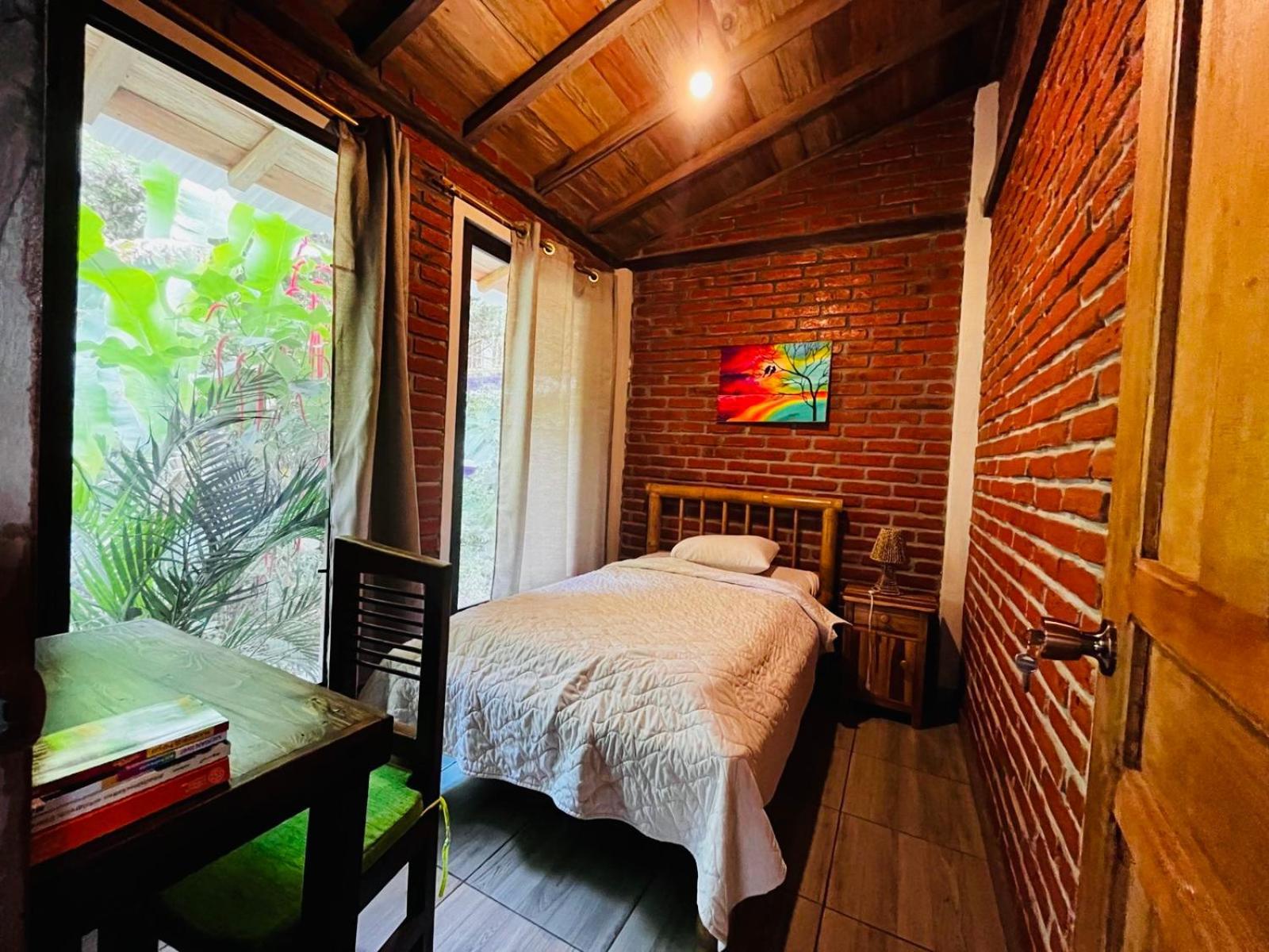 Itchimbia Garden Montana Y Mar Holiday home *